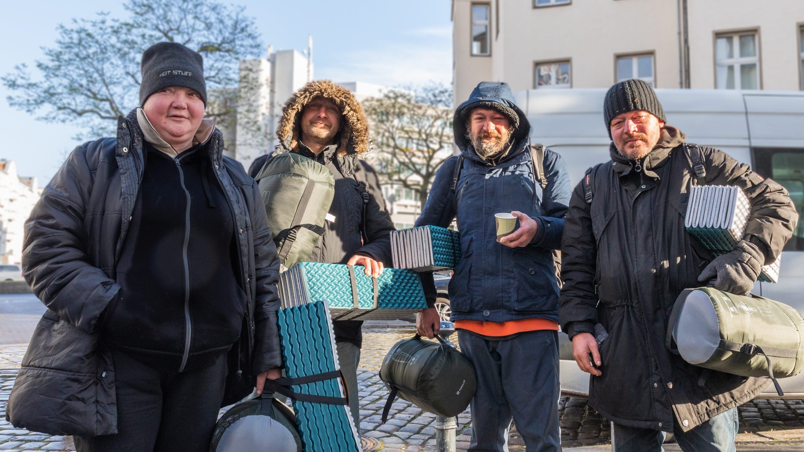 200 Schlafsäcke für Menschen ohne Obdach